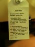 7 - <p><em>'Wiper instuction tag' </em>dit instructielabel werd&nbsp;van de fabriek uit om de knop van de ruitenwissers gehangen.</p>